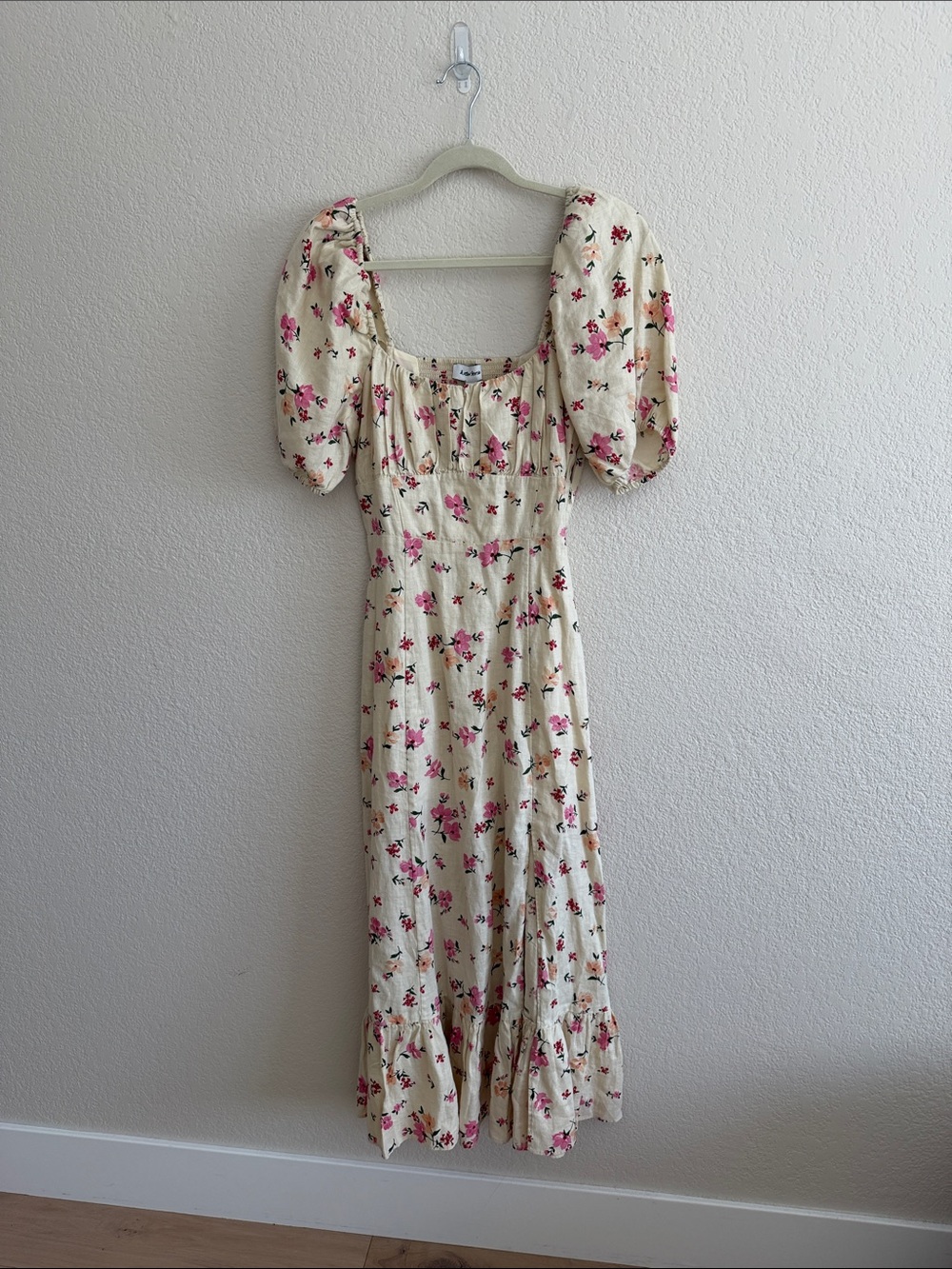 & Other Stories Floral Puff-Sleeve Midi Dress in Cream and Pink